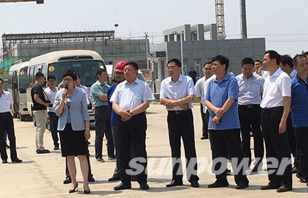 保定市长郭建英一行考察中圣高阳集中供热及余热发电项目